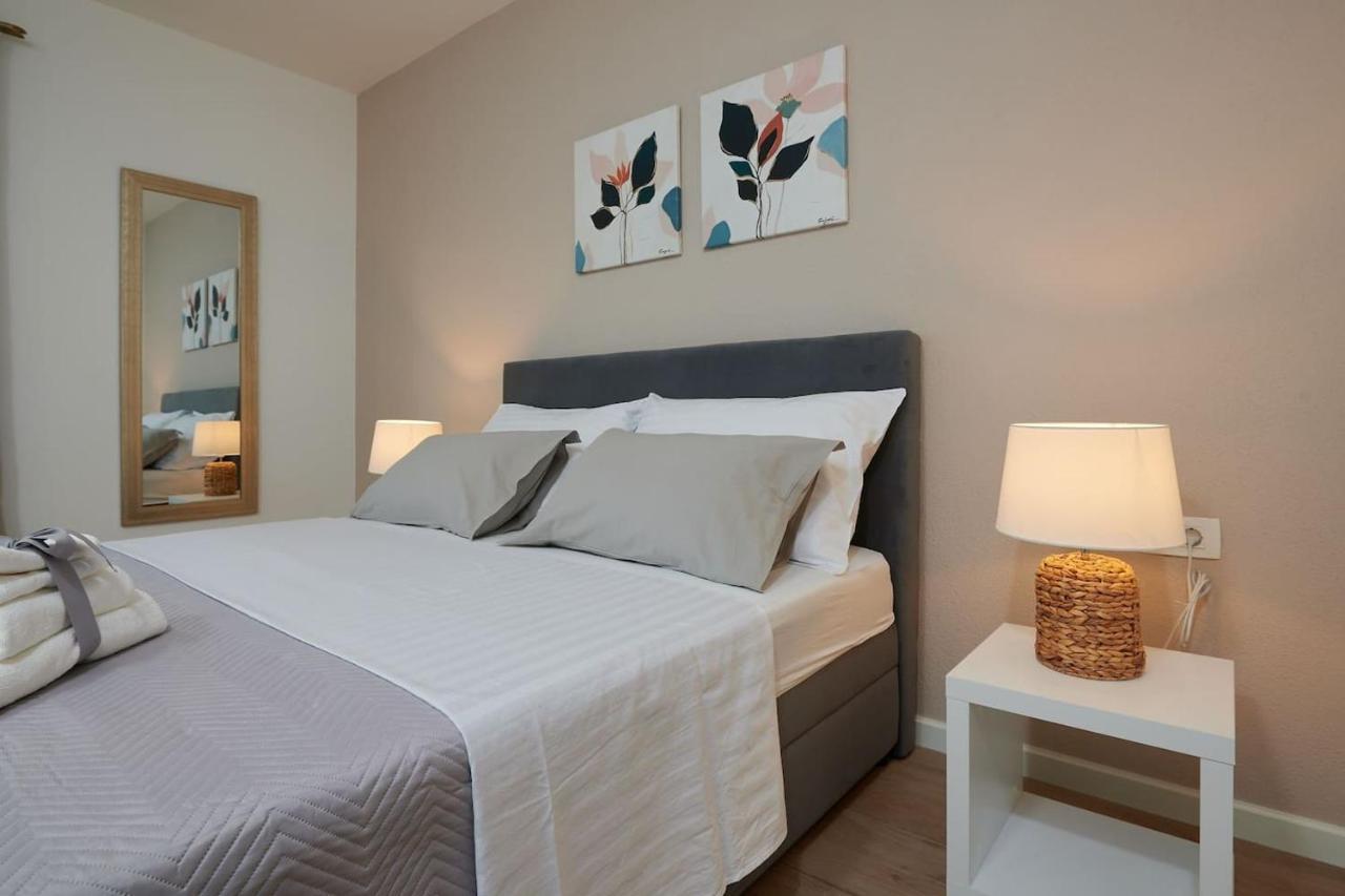 Apartman Babalui Trogir Exterior foto